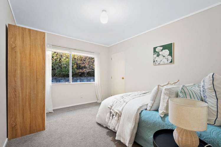 299B Glengarry Road Glen Eden_13