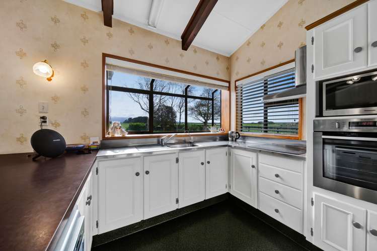 2227 Skeet Road Auroa_5