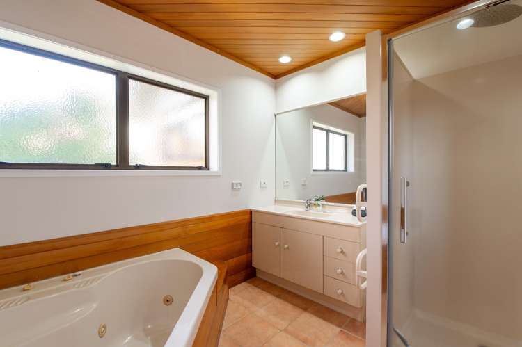 22 Carter Drive Pomare_13