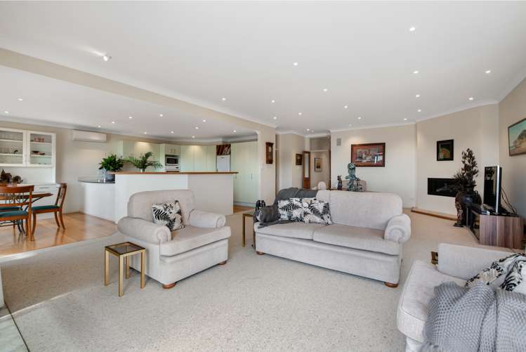 35 Ocean View Road Hatfields Beach_10