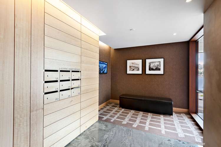 2a/7 Clyde Quay Wharf Te Aro_12