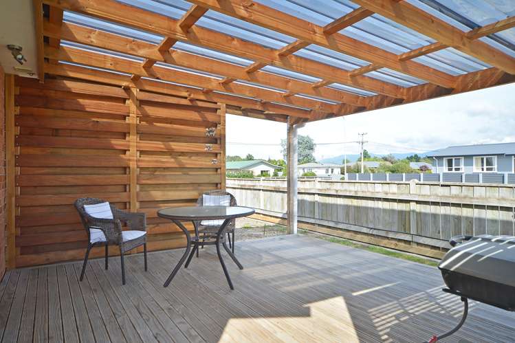 16 Charles Street Carterton_14