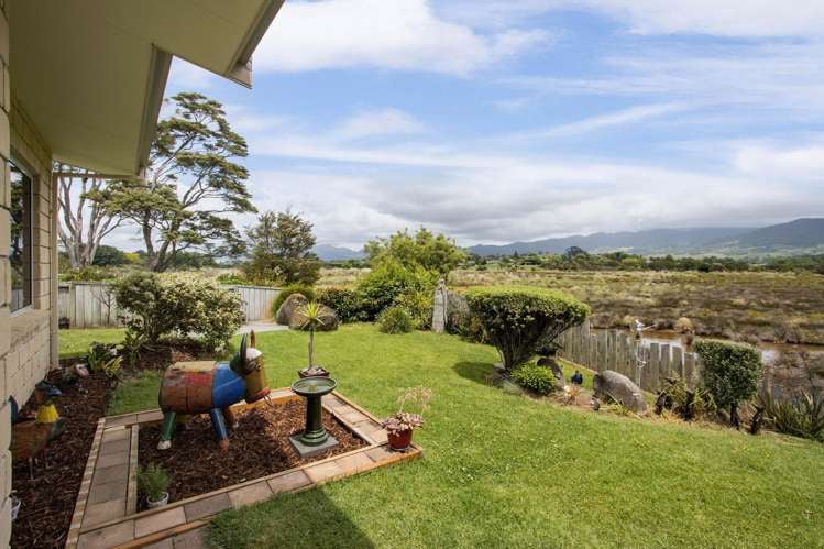 21 Riverside Place Katikati_2