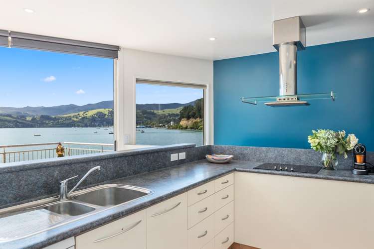 259 Beach Road Akaroa_12