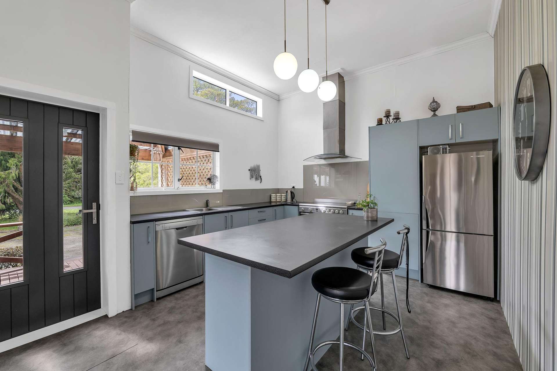 18 Pembroke Road Stratford_0