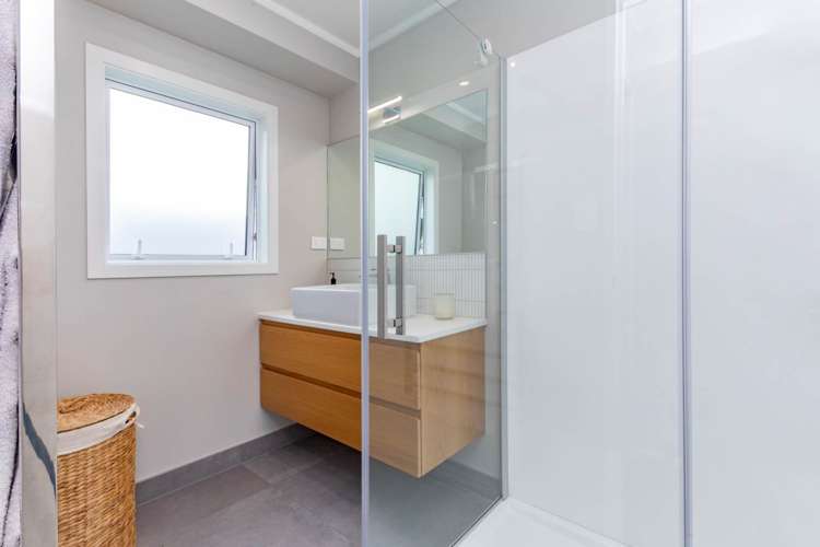 32a Glengarry Road Glen Eden_11