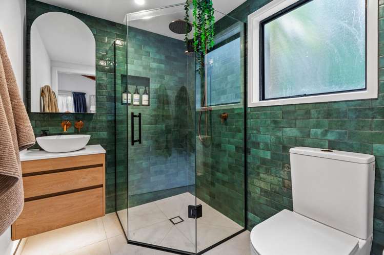 39 Turanga Road Henderson Valley_18