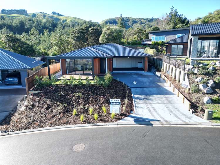 11 Blackhawk Close Kinloch_21