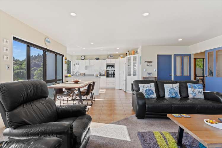 43 Longbeach Drive Castlecliff_6