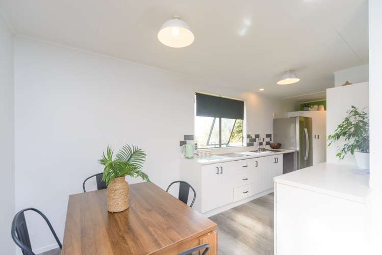 5a Harding Place Feilding_13