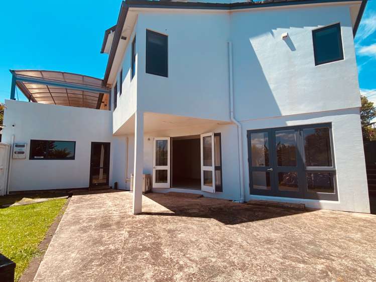 64 Lyons Avenue Murrays Bay_20