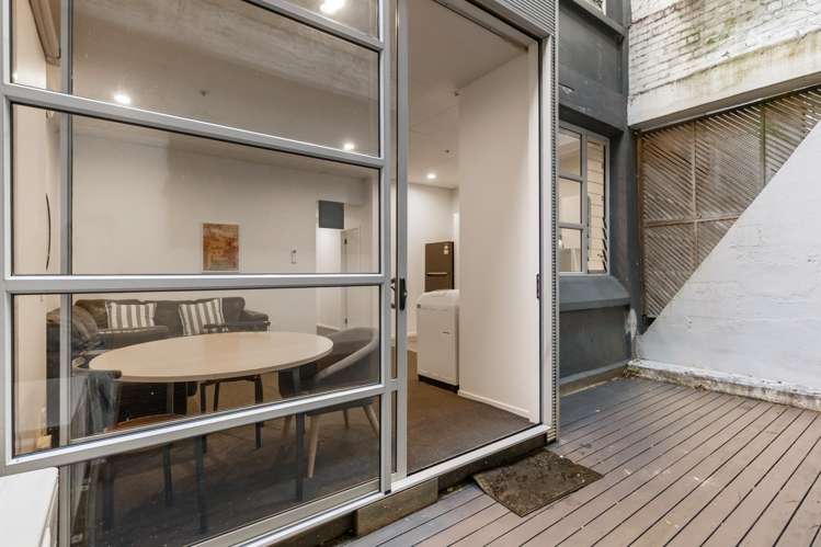 102/43 Anzac Avenue City Centre_8