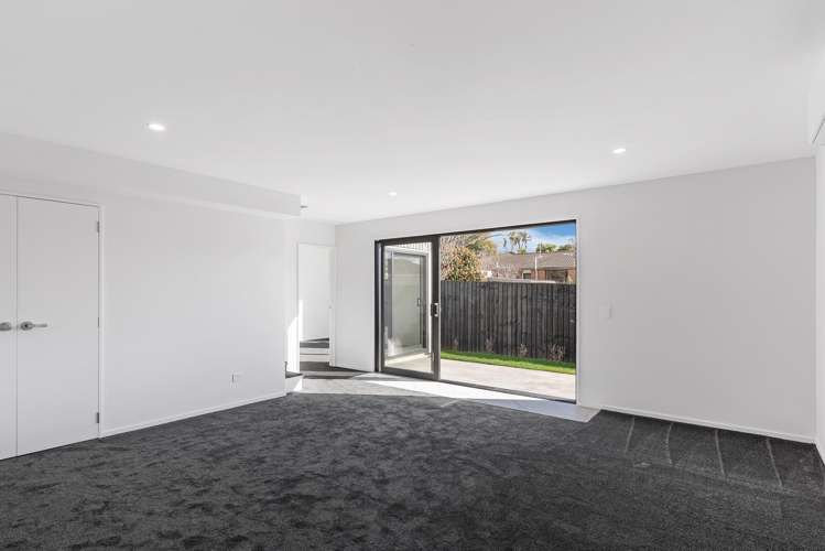 4/35 Hare Street_3