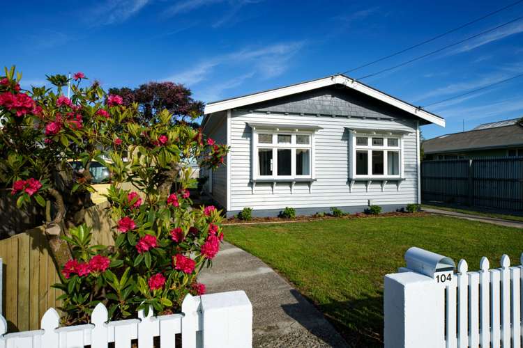 104 Mackworth Street_0