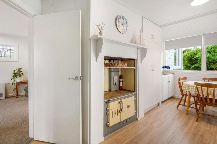 9 Seaforth Street Karitane_10