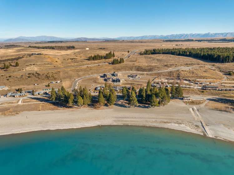 Station Bay Lake Tekapo_9