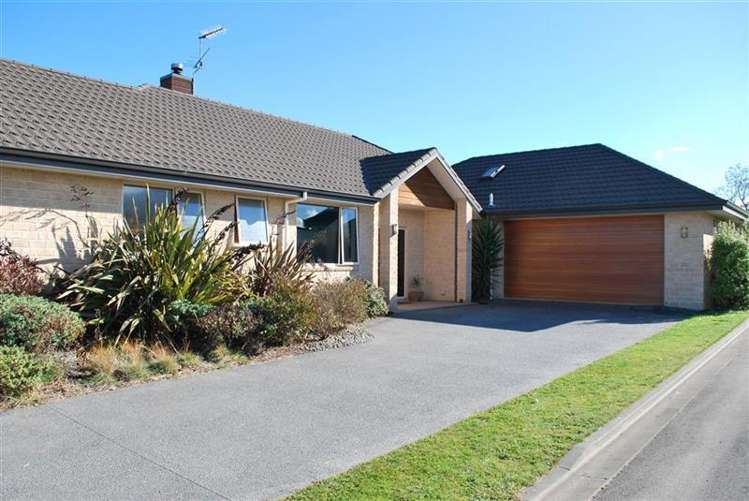 11 Ridgetop Rise Fairhall_0