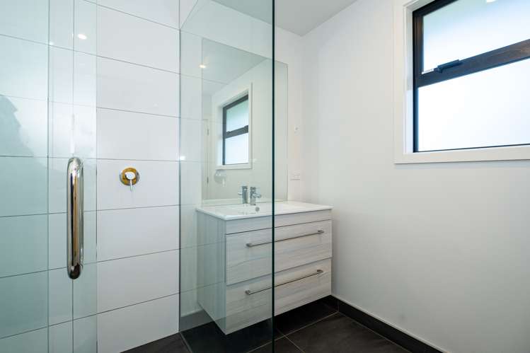 22 Meadowstone Street Gleniti_13