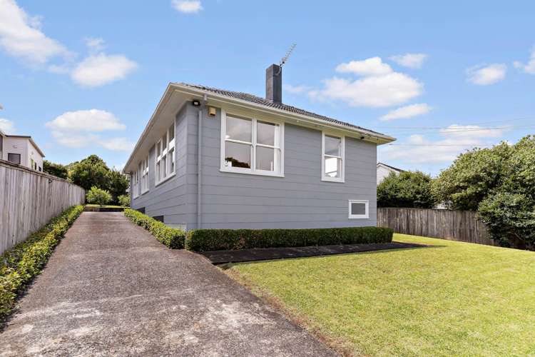 16 Clairville Crescent Wai O Taiki Bay_20