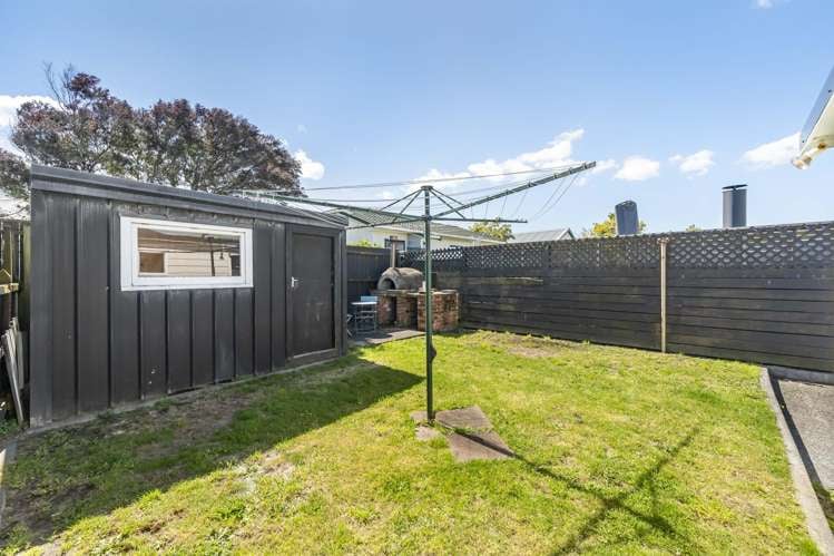 11 Beach Street Petone_24