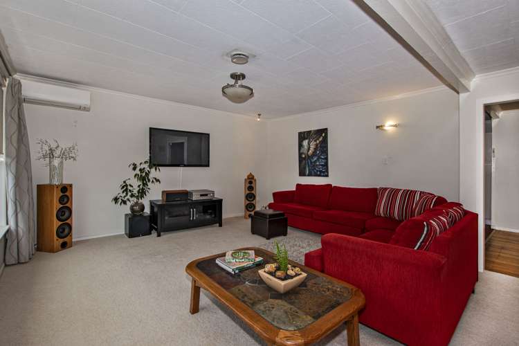 16 Toetoe Road Otaika_5