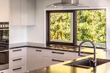 218 Whangaparaoa Road_4
