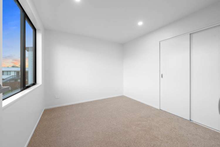 121C Vodanovich Road Te Atatu South_10