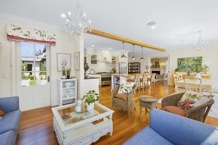 8B Sampson Avenue Waiwhakaiho_6