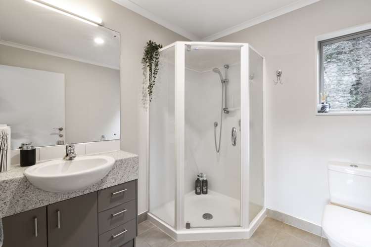 31a Ocean View Road Hatfields Beach_18