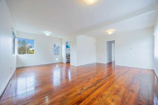 1/50 Wynyard Road Mt Eden_2