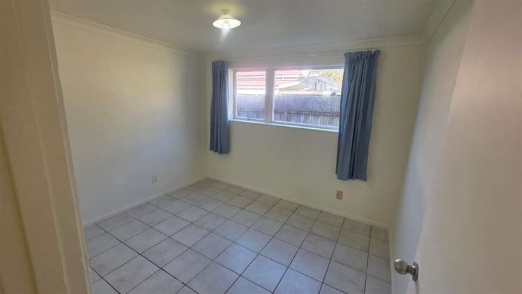 Graham Avenue Te Atatu Peninsula_4