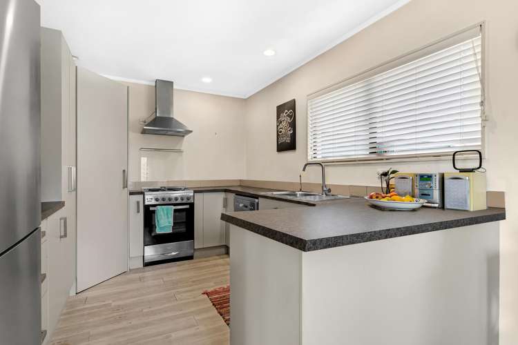 1/27 Lochend Place Highland Park_8