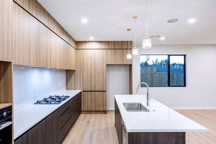 3b Breeze Lane Silverdale_11