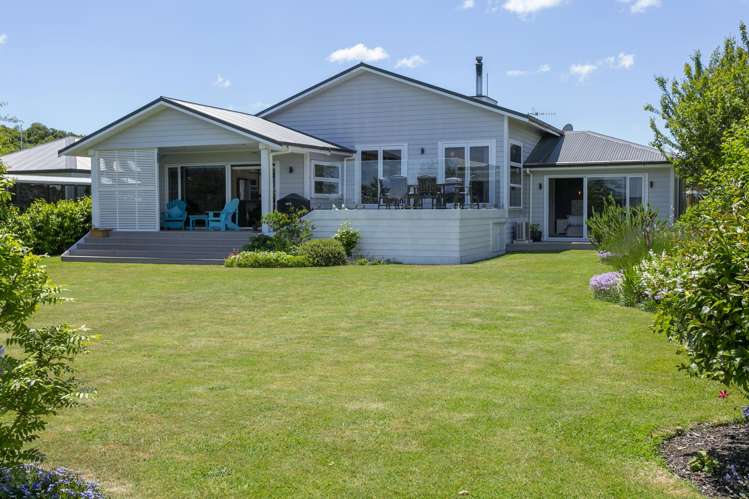 11 Pukeko Way Kinloch_3