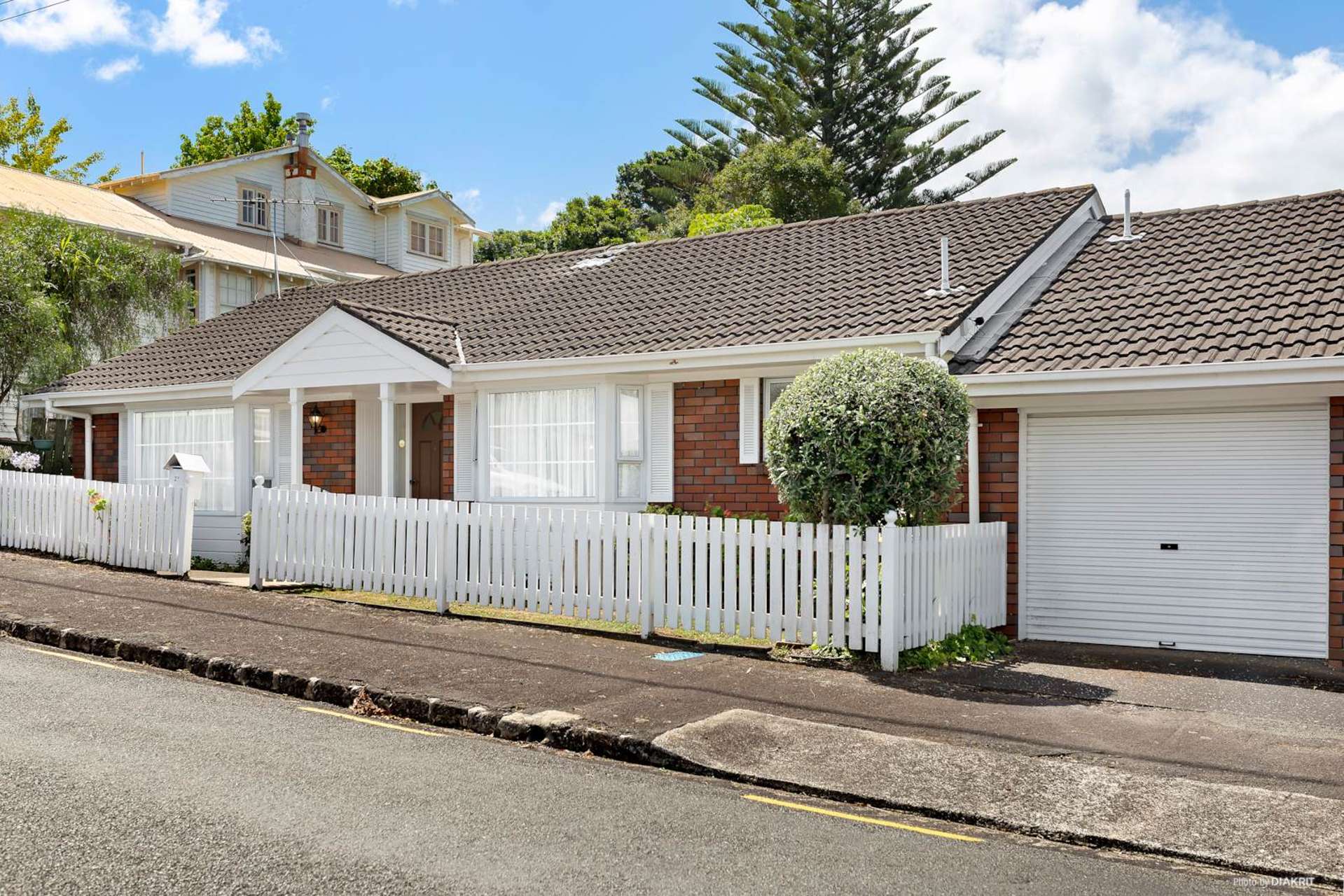 2/27 Vauxhall Road Devonport_0