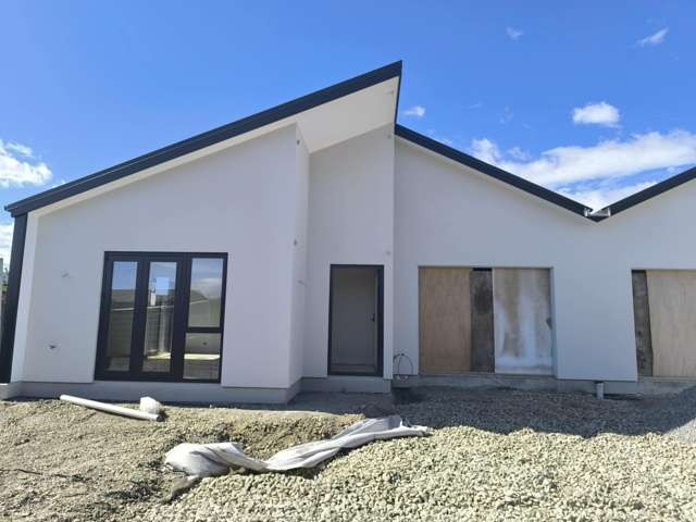 Unit 5/100B Brynley Street Hornby_1