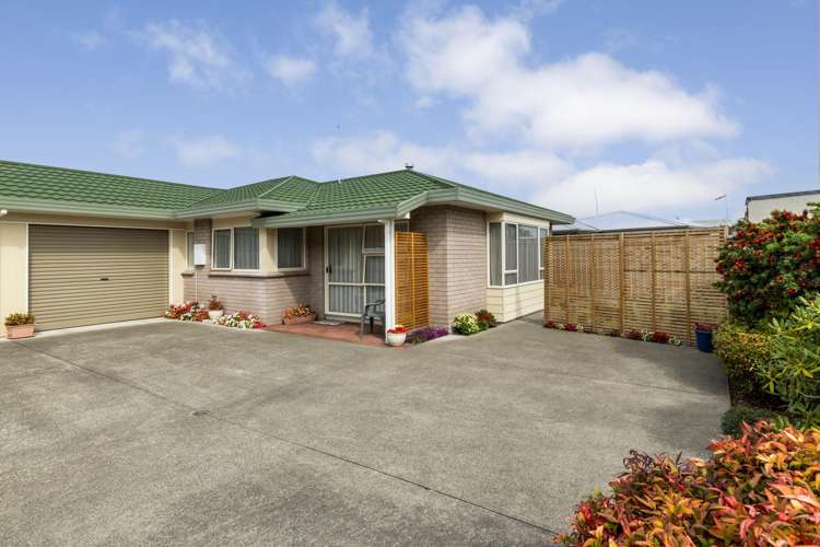 3/2 Anzac Avenue Onekawa_0