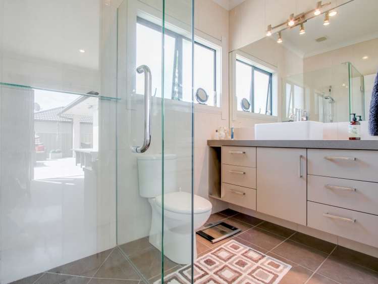 16 Pania Place Poraiti_11