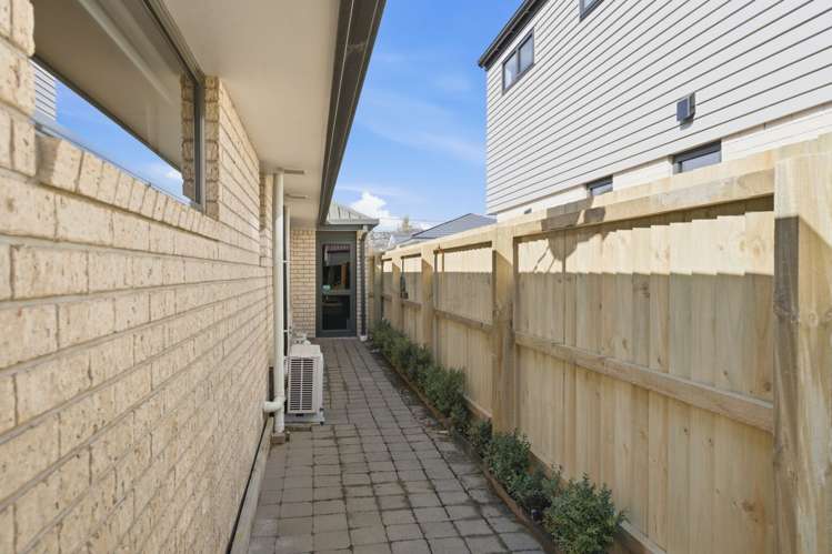 2/39 Frankleigh Street Somerfield_27