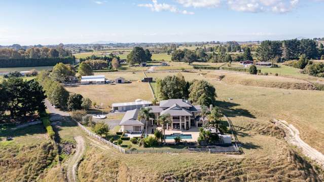 64 Houghton Road Ngahinapouri_3