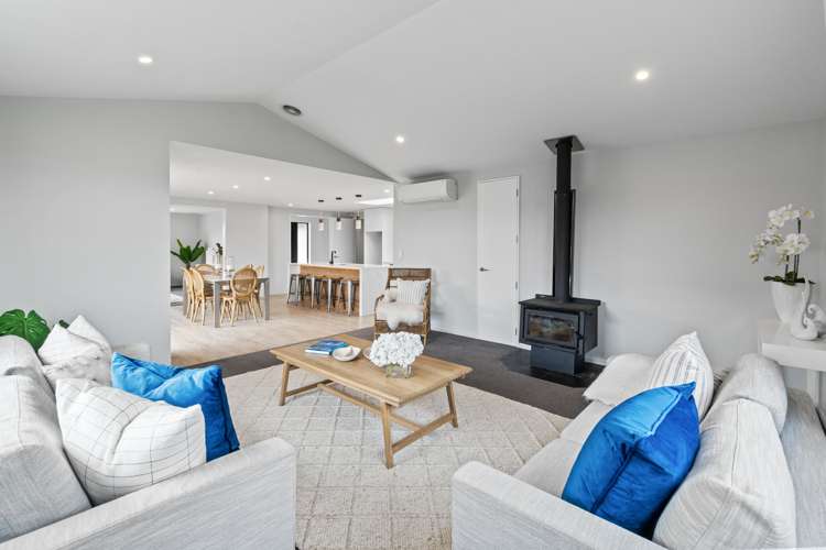 3 Roles Way Rolleston_10