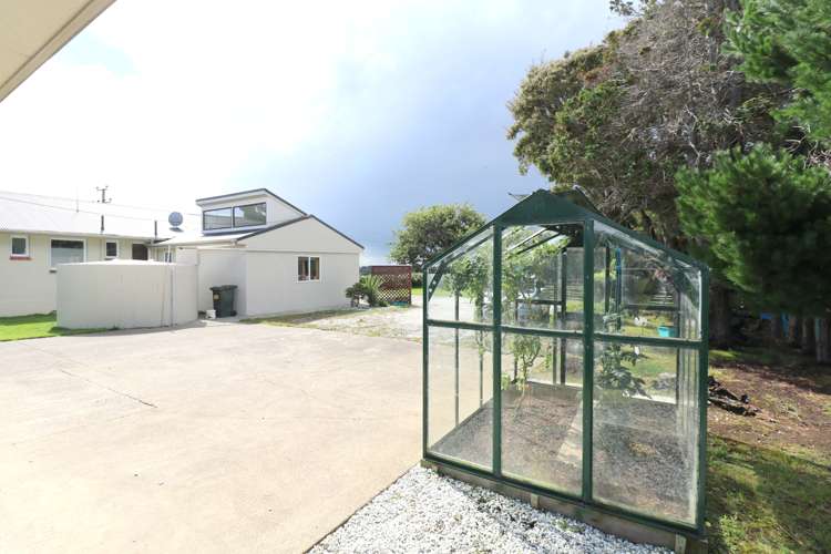 215 Findlay Road Ascot_36