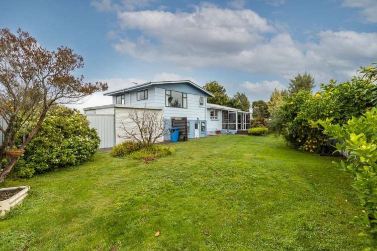 21 Newbourne Cresent Redwoodtown_9