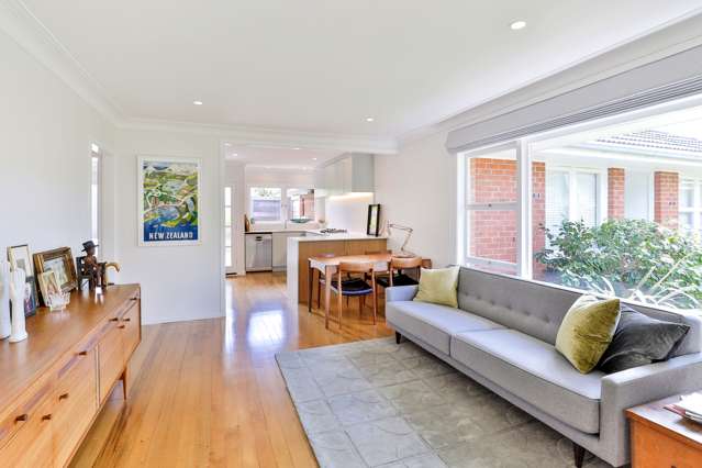 2/12 Bella Vista Road Herne Bay_1