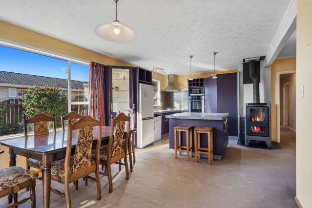 5 Balmoral Place Stoke_2