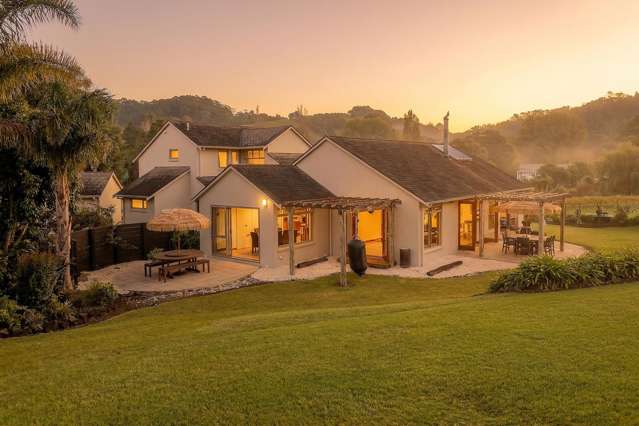 Luxury Living - Flaxmill Bay