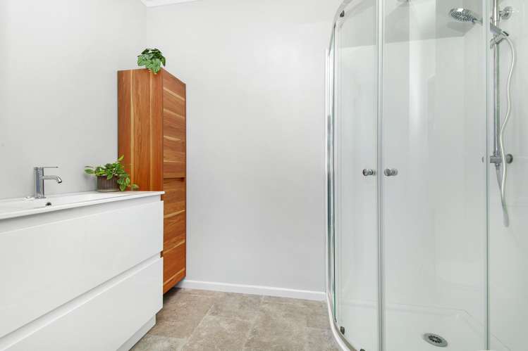 102 Pasadena Crescent Totara Park_7