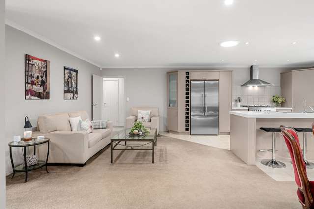 53 Moonlight Drive Rototuna North_1