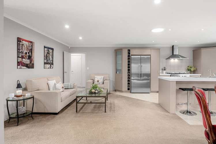 53 Moonlight Drive Rototuna North_1