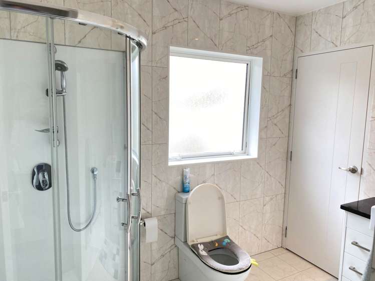 32 Castlederg Drive Flat Bush_9